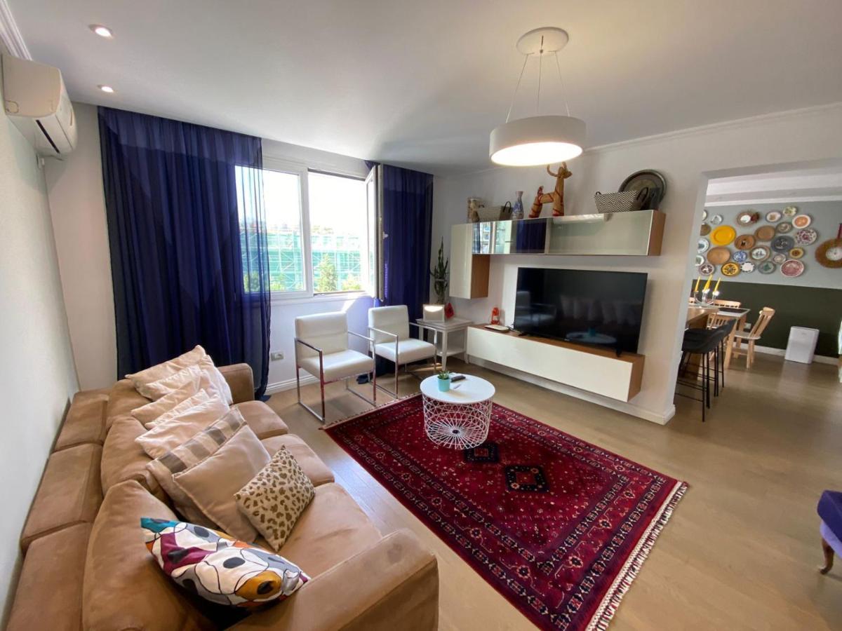 Cozy & Stylish Apartment Tiranë Luaran gambar